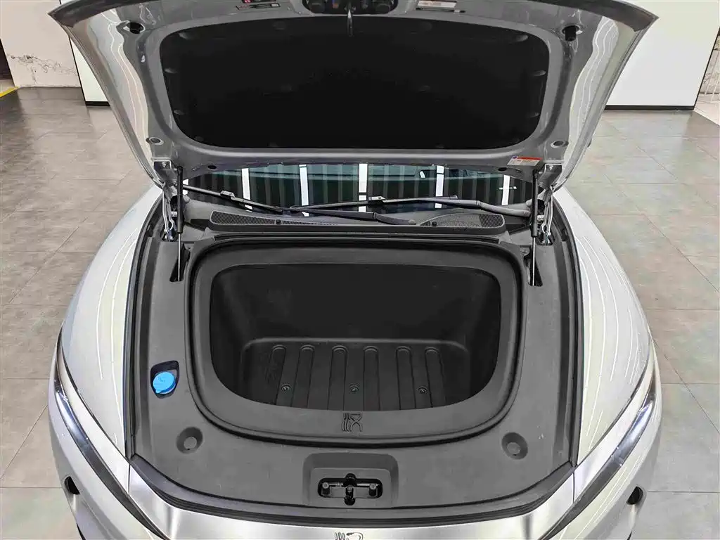 BYD Han L — миниатюра 23