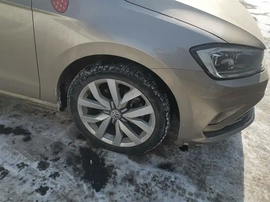 VOLKSWAGEN GOLF*JIAYU