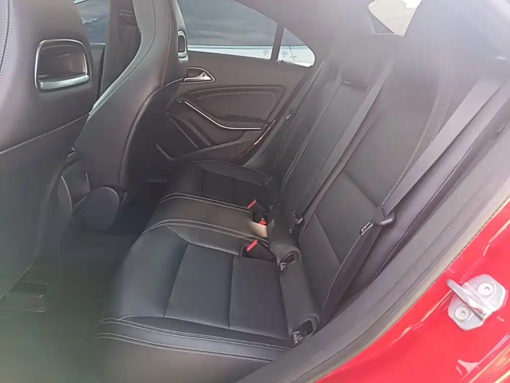 Mercedes-Benz CLA (Import) — миниатюра 17
