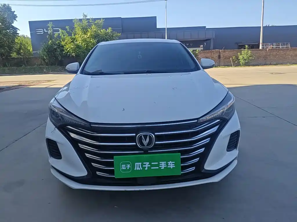 Changan Eado — миниатюра 3