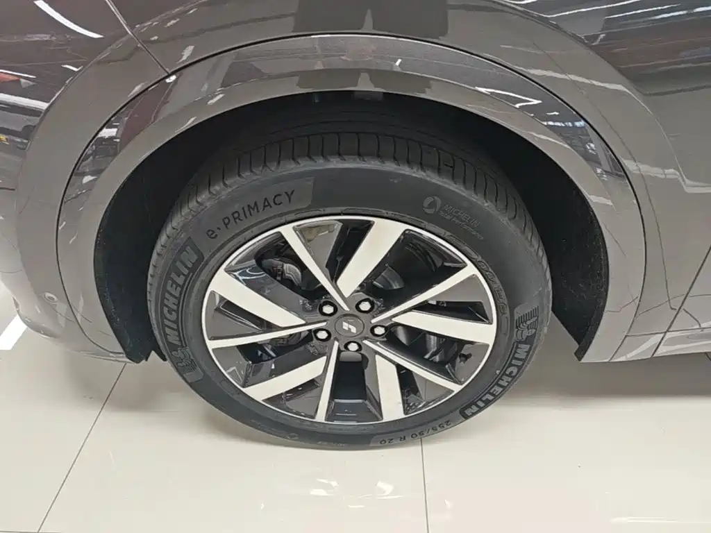 Li Auto Li L7 — миниатюра 23