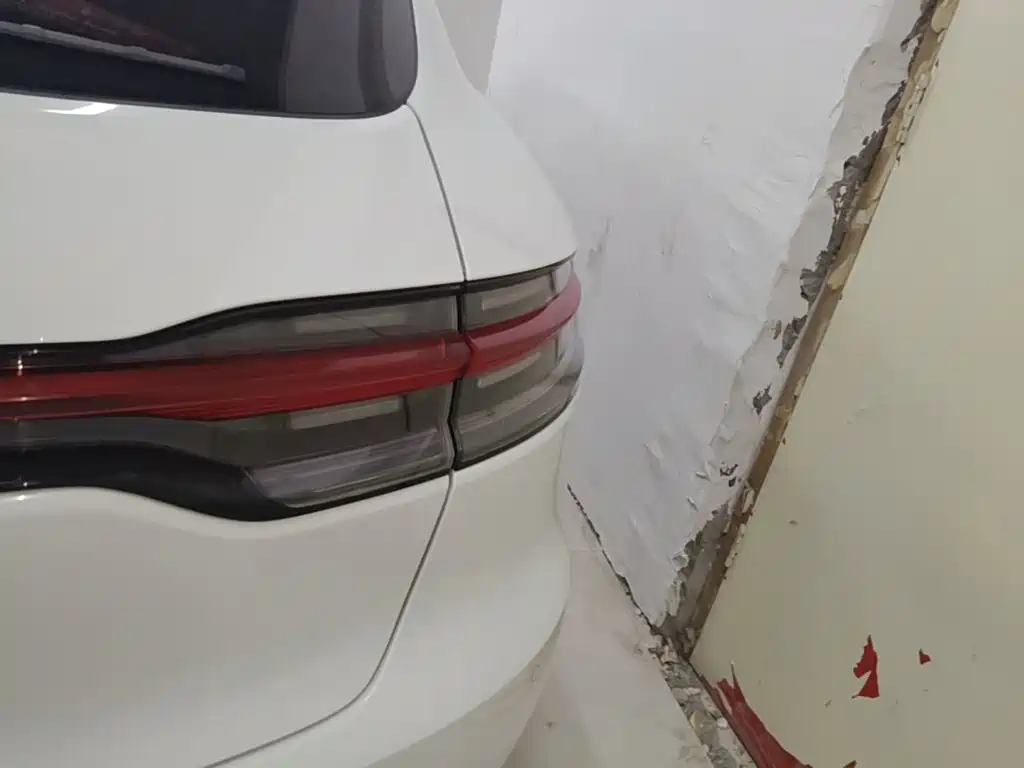 Porsche Macan — миниатюра 8