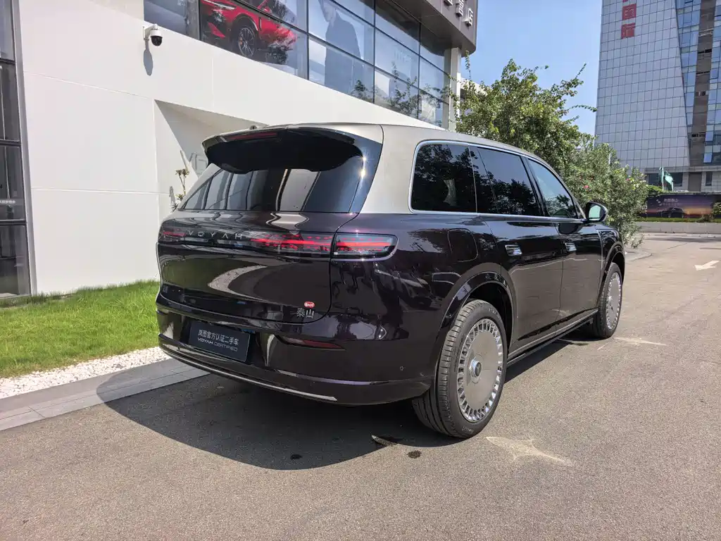 VOYAH Taishan — миниатюра 25