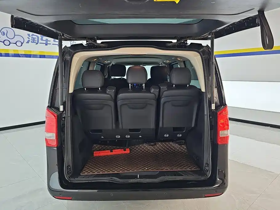 Mercedes-Benz Vito — миниатюра 4