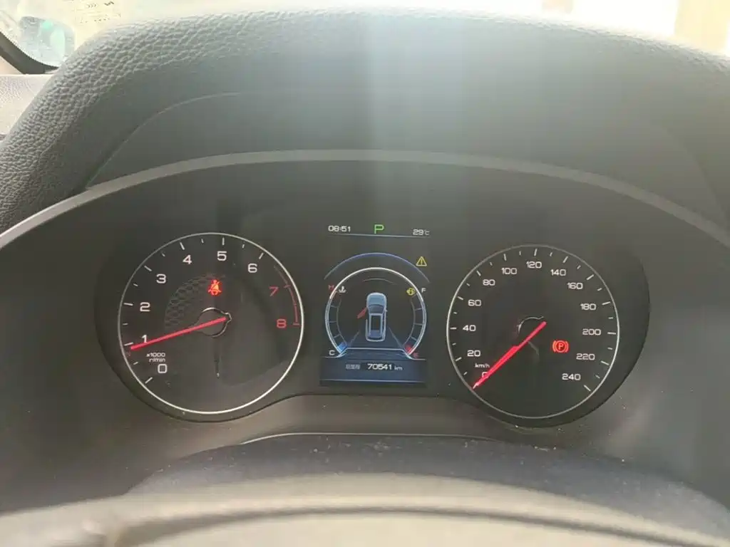 BYD Song — миниатюра 12