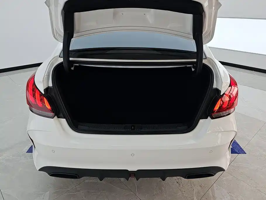 MG MG5 — миниатюра 4