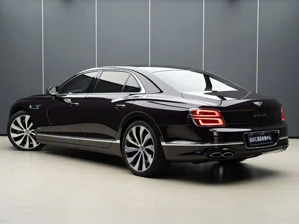 Bentley Flying Spur — миниатюра 5