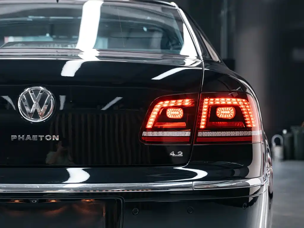 Volkswagen Phaeton 4.2L Luxury Enjoy Custom Type, фото 6