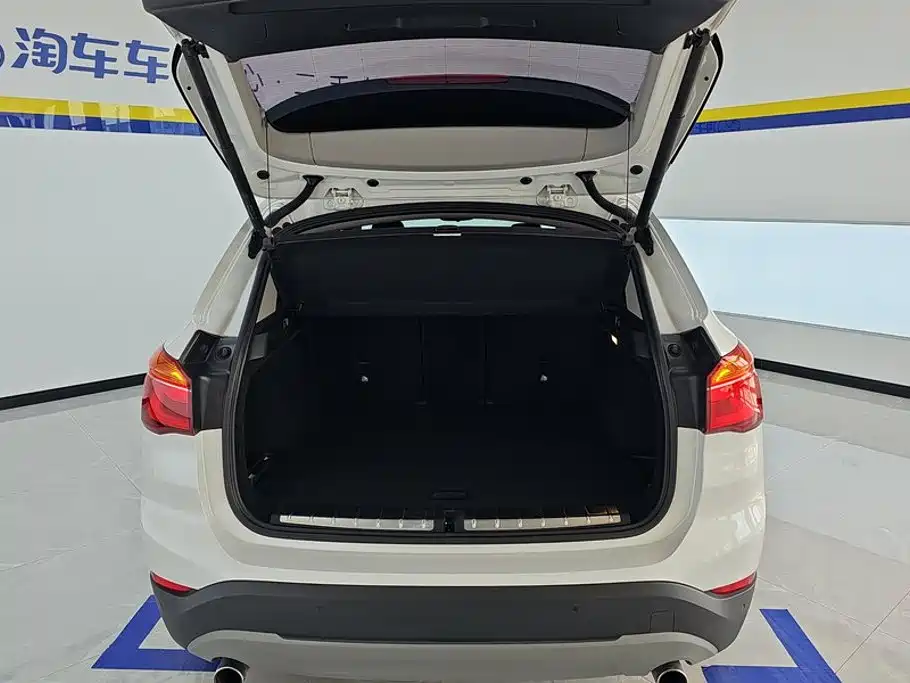 BMW X1 — миниатюра 4