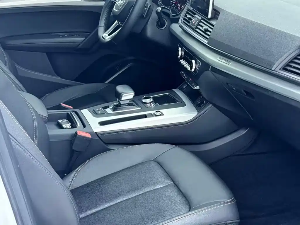 Audi Q5L — миниатюра 19