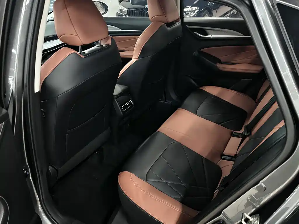 Changan Eado — миниатюра 6