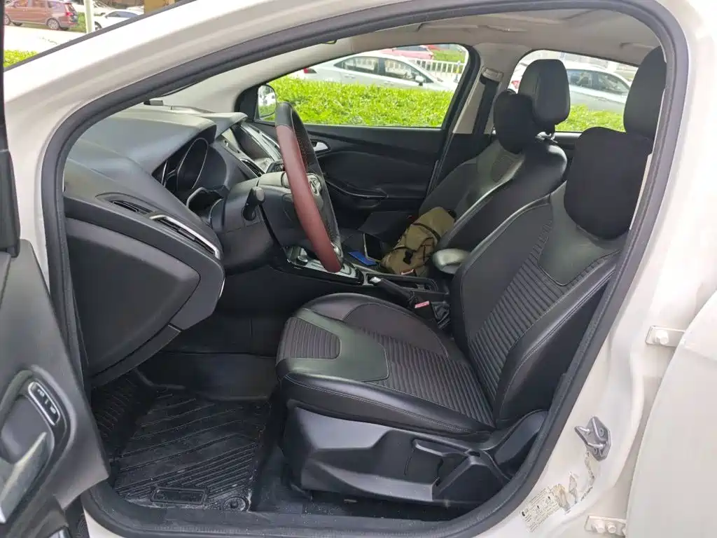 Ford Focus — миниатюра 18