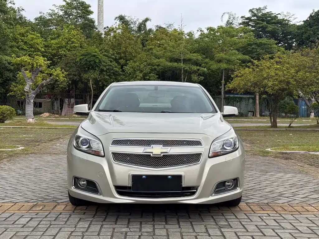 Chevrolet Malibu 2.0L Auto Luxury Edition, фото 2