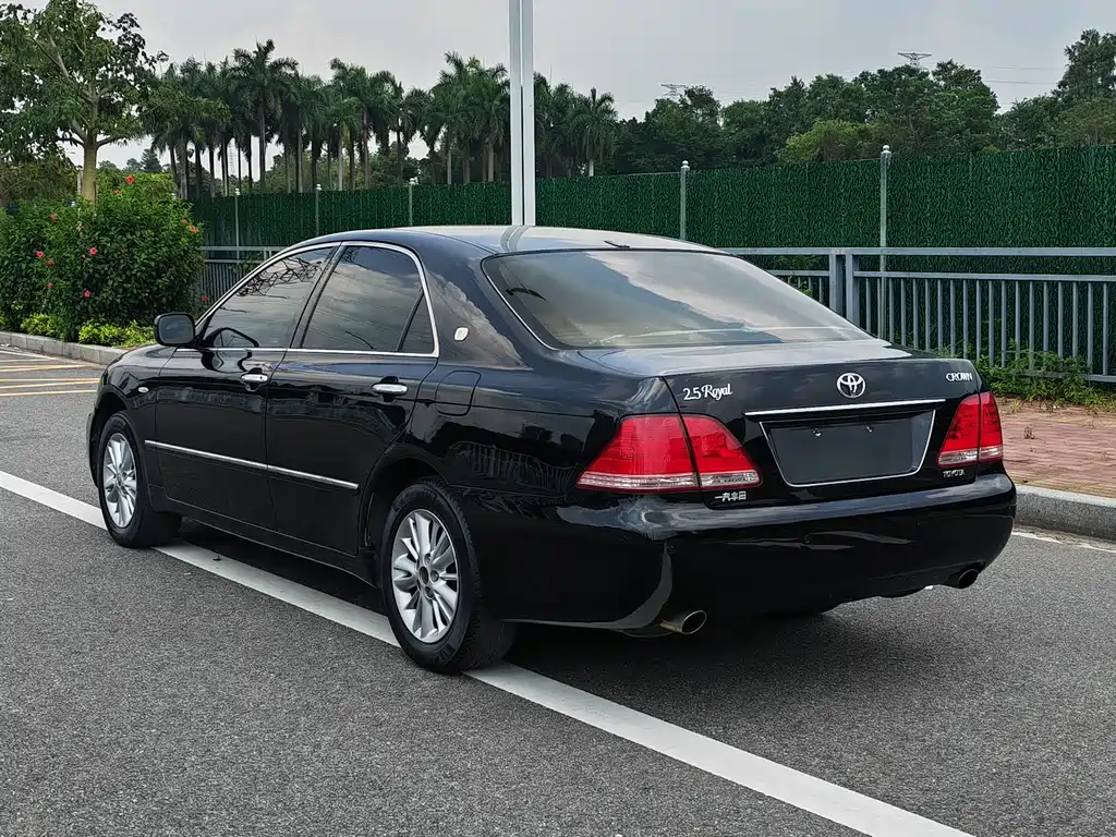 Toyota Crown 2007 2.5L Royal