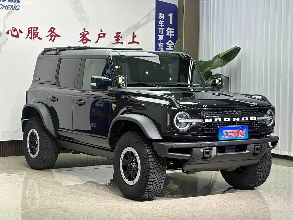 Ford Bronco — миниатюра 3