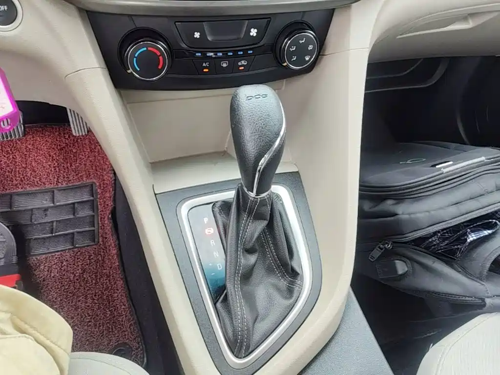 Buick Excelle — миниатюра 14