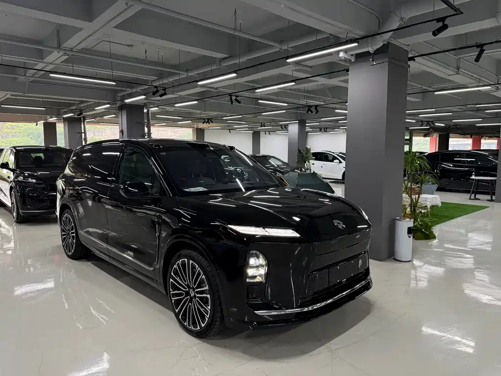 NIO ES8 2026 мест Executive