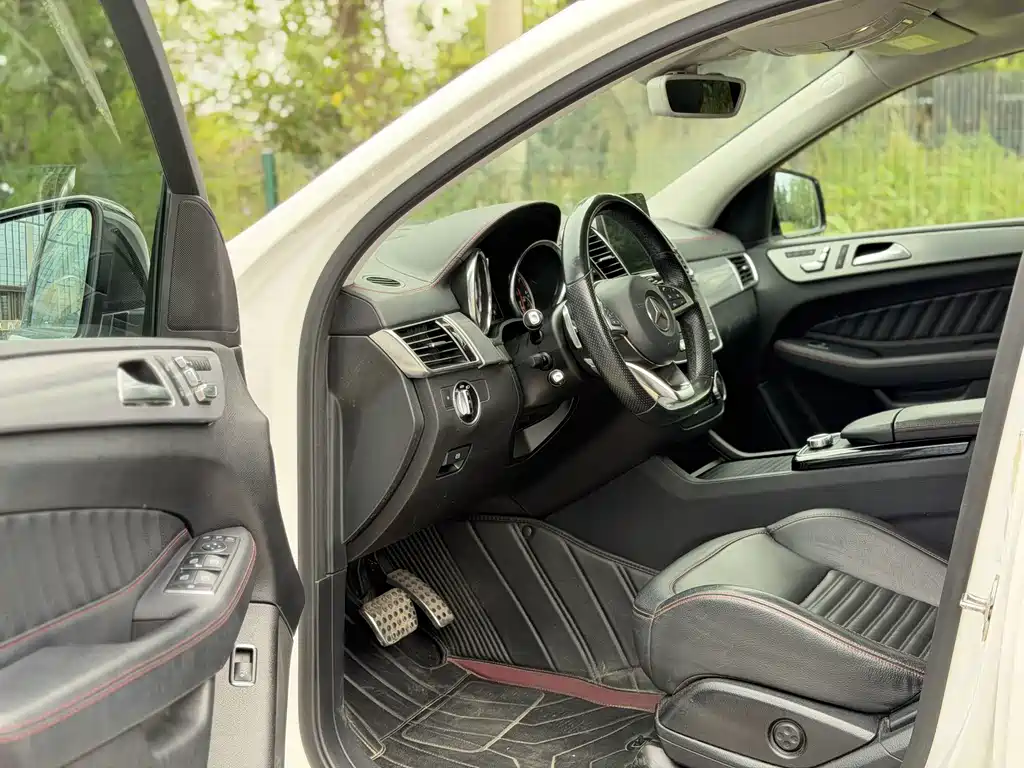 Mercedes-Benz GLE Coupe AMG — миниатюра 4