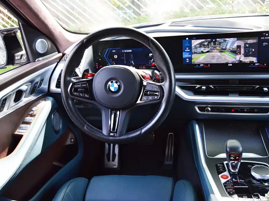 BMW XM — миниатюра 10