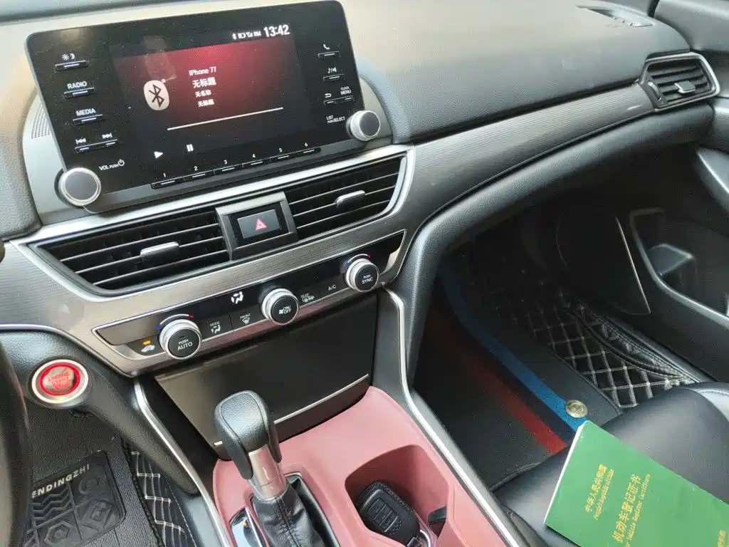 Honda Accord — миниатюра 15