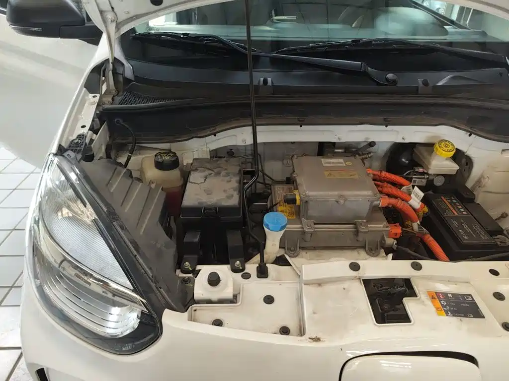 Roewe Clever — миниатюра 20