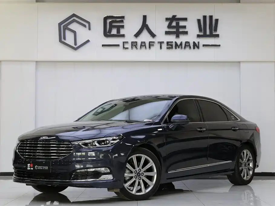 Ford Taurus 2021