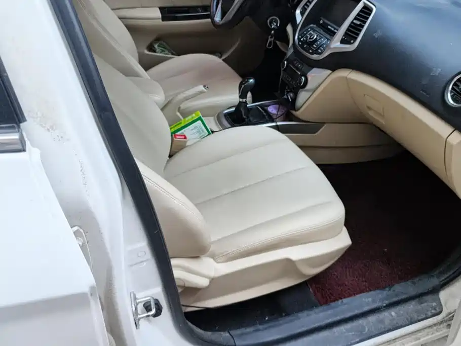 Changan Eado — миниатюра 8