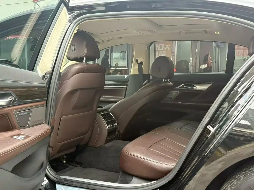 BMW 7 Series 7 2016 730Li Luxury
