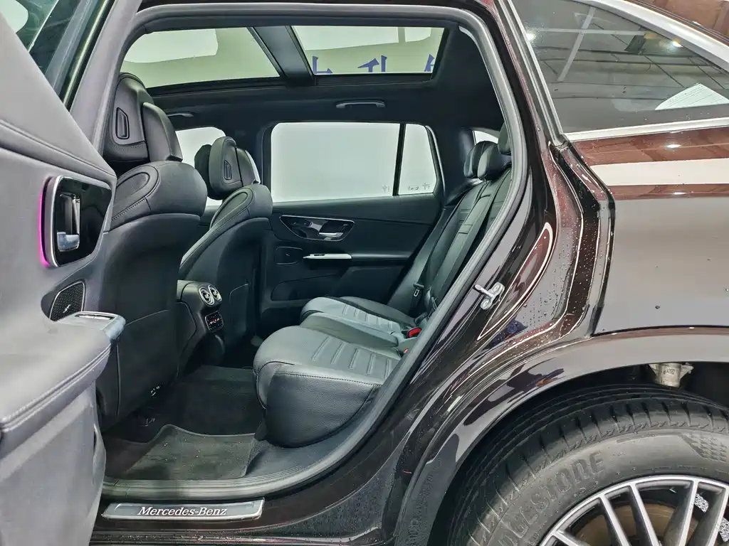 Mercedes-Benz GLC — миниатюра 12