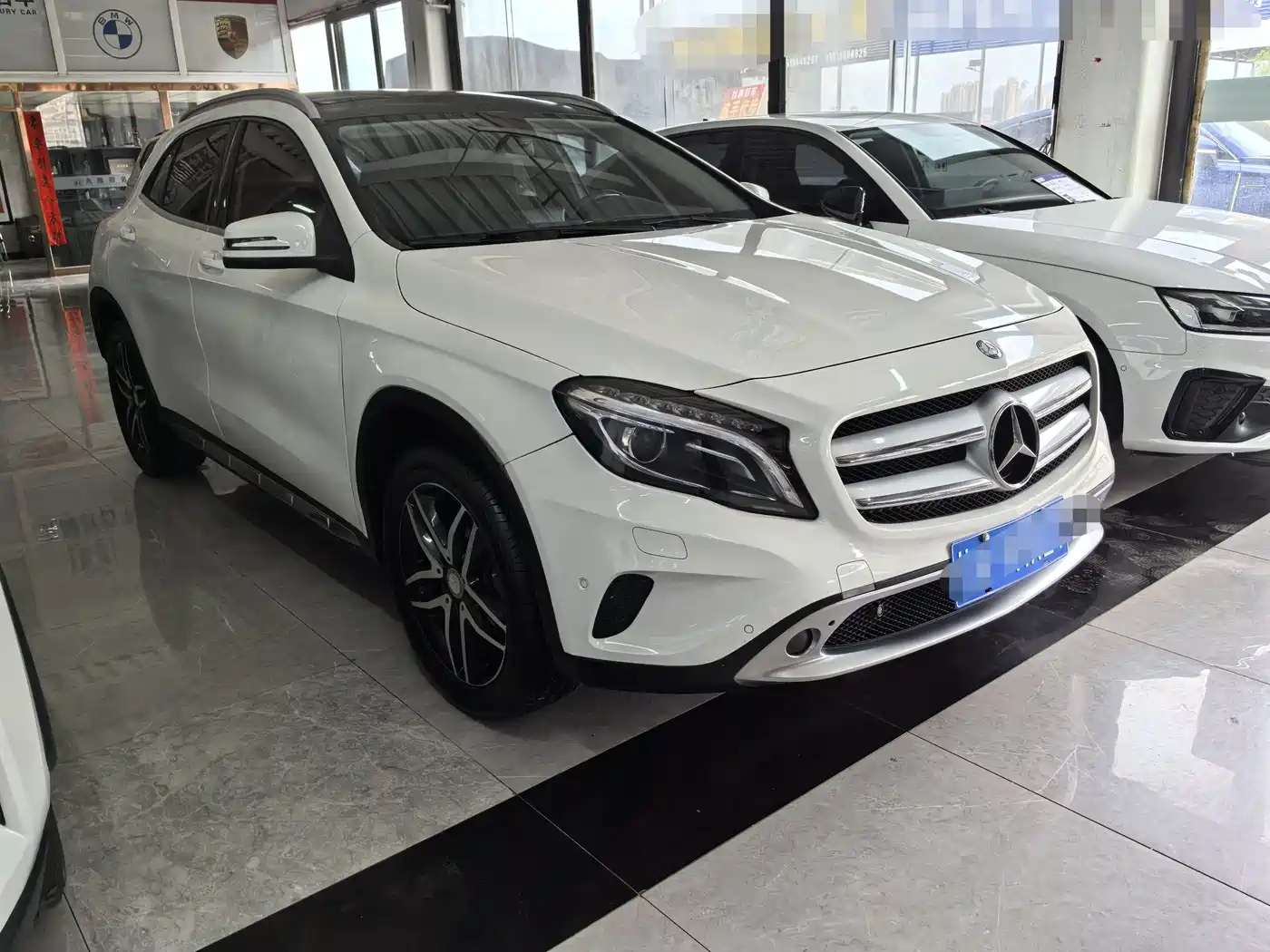 Mercedes-Benz GLA