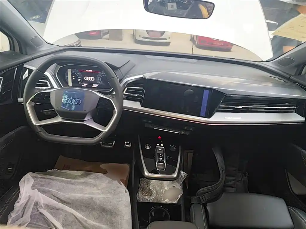 Audi Q4 e-tron 2024 40 e-tron
