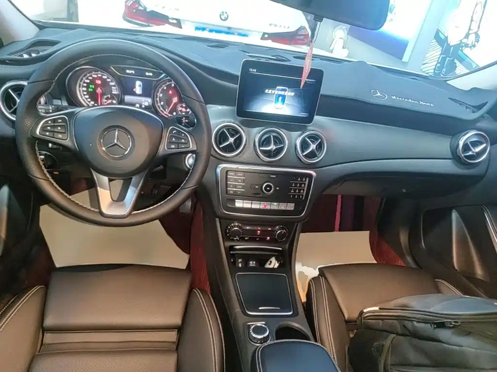 Mercedes-Benz GLA — миниатюра 10