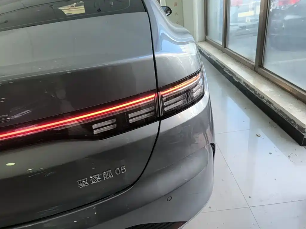 BYD Destroyer 05 — миниатюра 8
