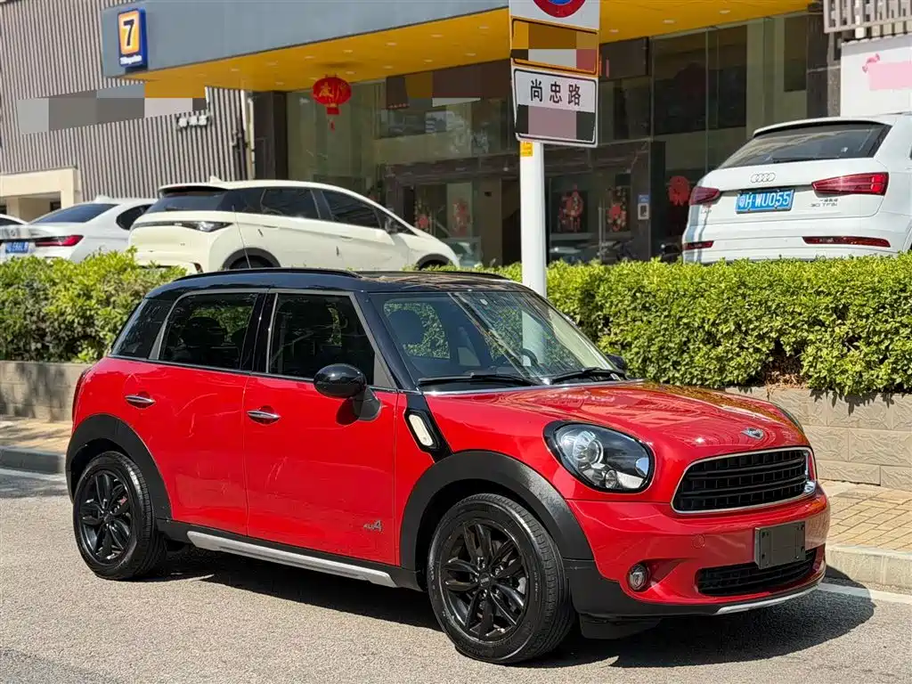 MINI COUNTRYMAN