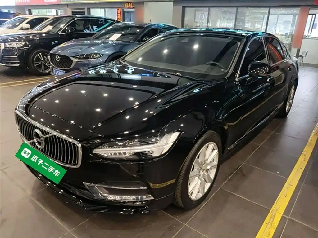 Volvo S90 2020