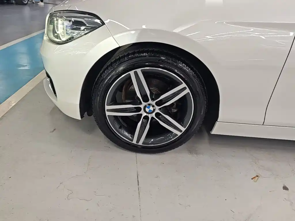 BMW 1 Series (Import) — миниатюра 23