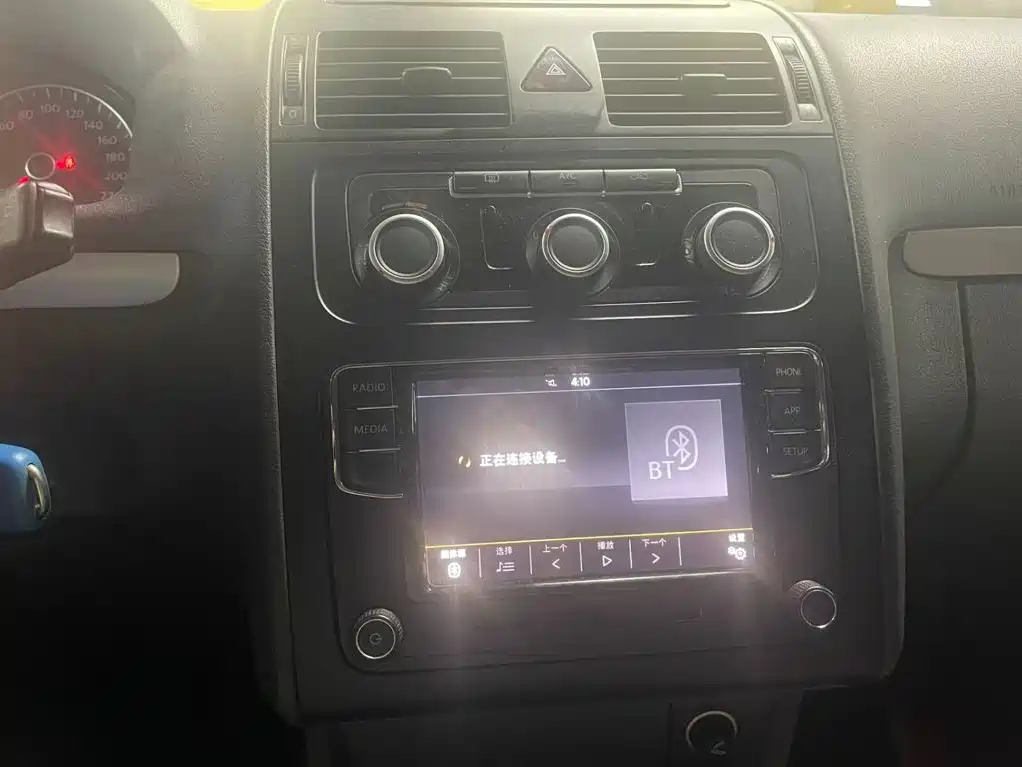 Volkswagen Touran — миниатюра 9