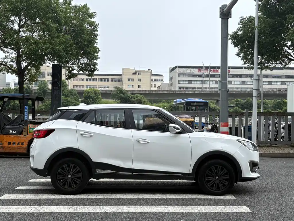 Zotye Zotye T300 — миниатюра 4