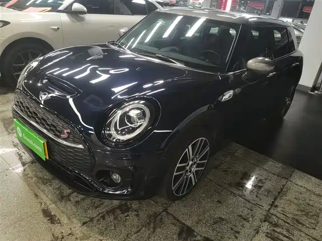 MINI CLUBMAN 2020