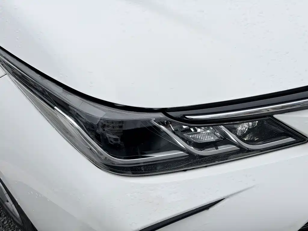 Toyota Corolla — миниатюра 14