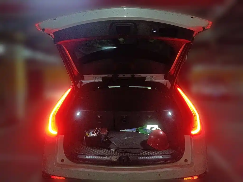 Cadillac XT4 — миниатюра 20