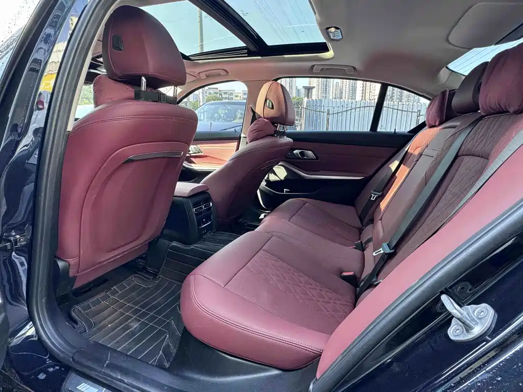 BMW 3 Series — миниатюра 18