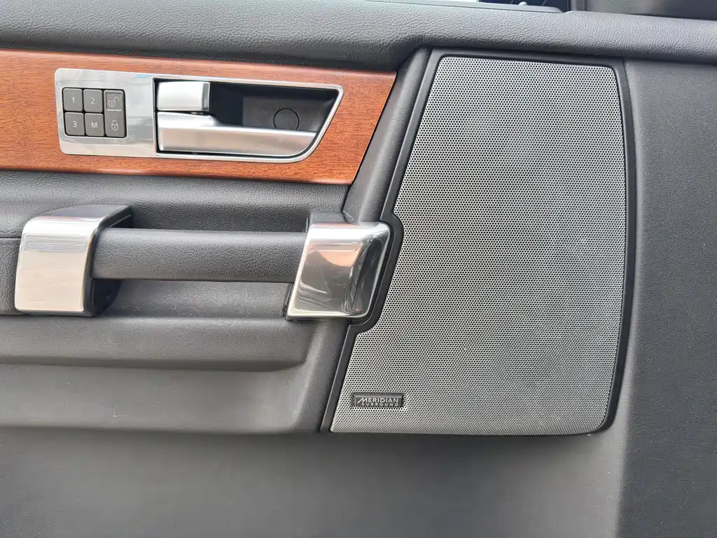 Land Rover Discovery — миниатюра 19