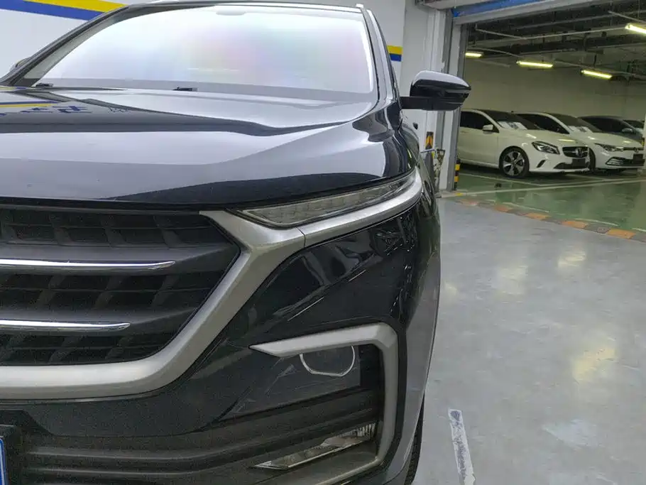 Baojun 530 2018 1.5T MT Comfort V