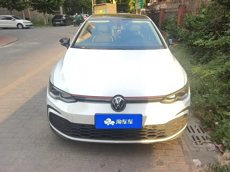 Volkswagen Golf 2024 280TSI DSG Pro