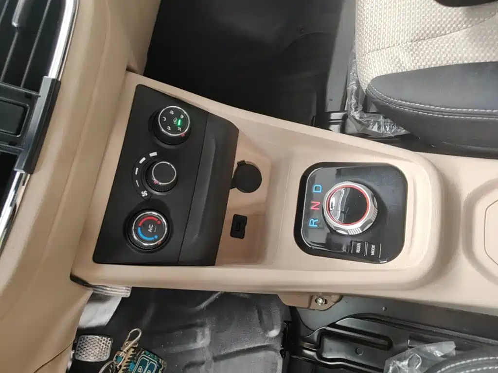 Kuayue Kuayue Star V7 EV — миниатюра 14