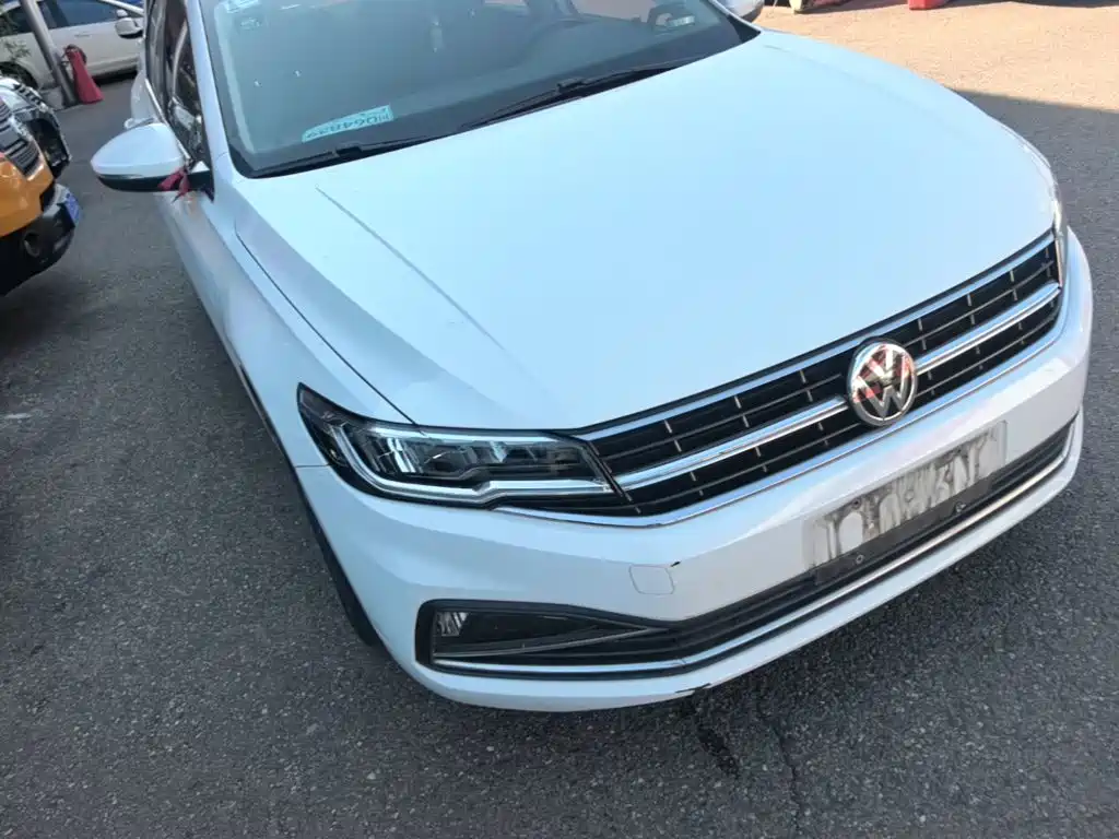 Volkswagen Bora — миниатюра 4