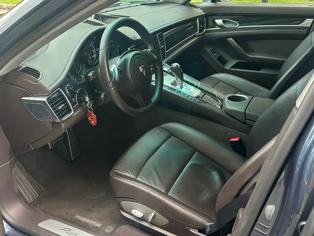 Porsche Panamera — миниатюра 9