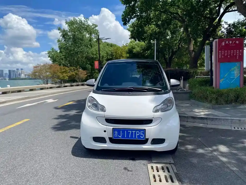 smart Smart Fortwo — миниатюра 2