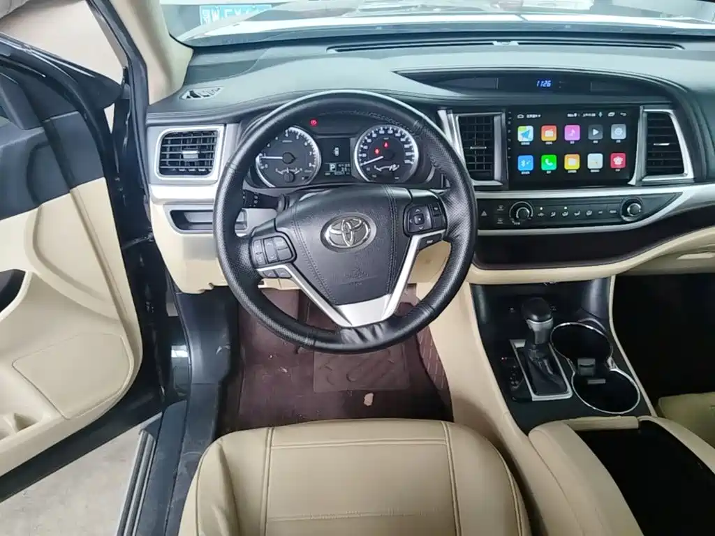 Toyota Highlander — миниатюра 15